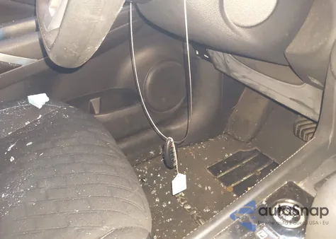 2021 Nissan Kicks Sv Xtronic Cvt z USA, uszkodzony, nr VIN 3N1CP5CV8ML540186